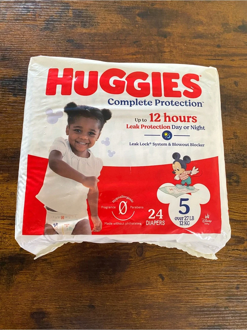 Huggies Complete Protection Diaper Cover - White & Red (Size 5)
